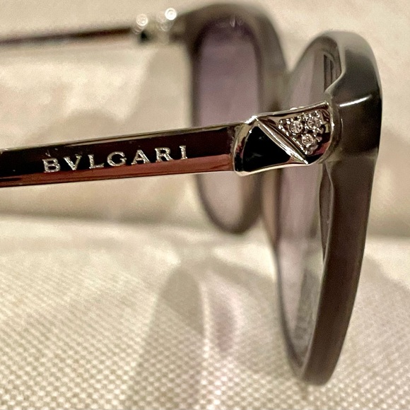 BVLGARI Accessories - EUC Bulgari Sunglasses Matte Gray Finish